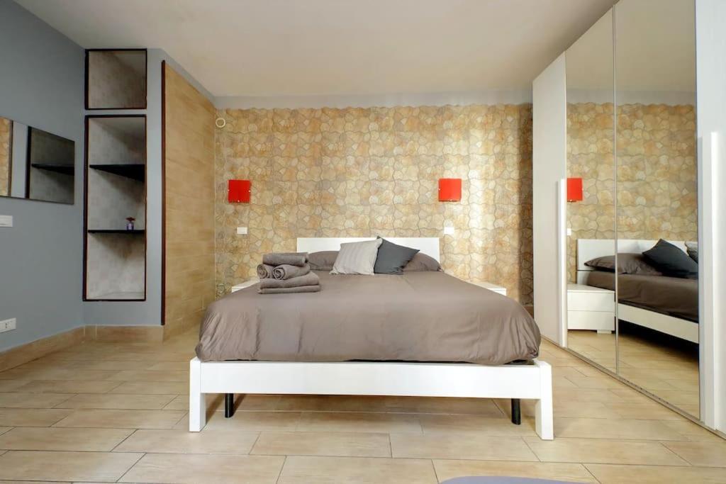 Vatican Flat Spacious Cozy With Court ローマ エクステリア 写真