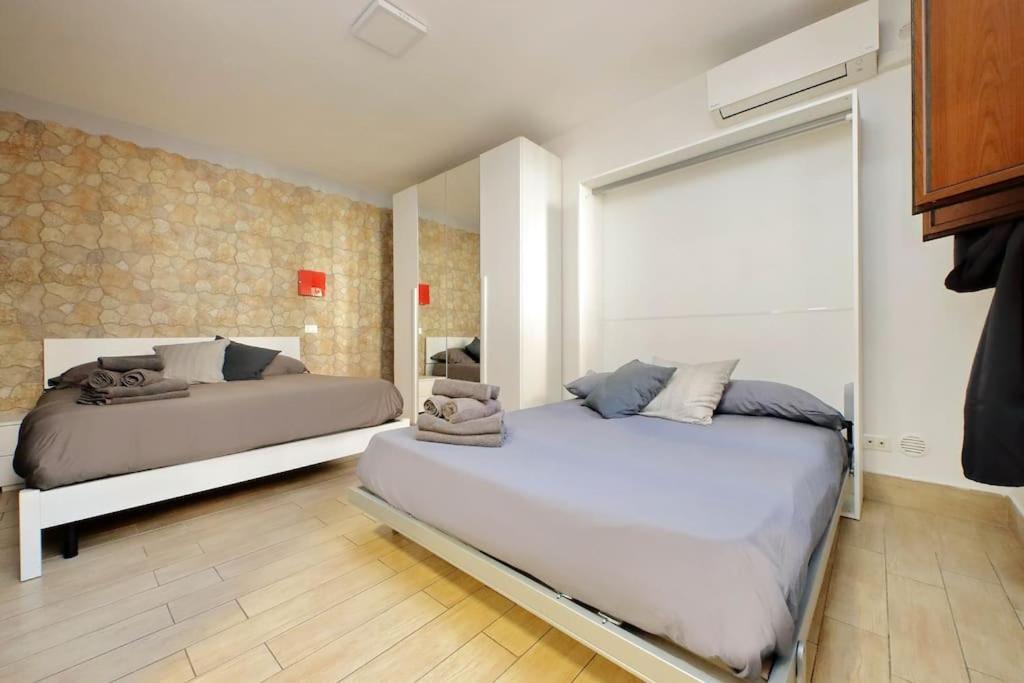 Vatican Flat Spacious Cozy With Court ローマ エクステリア 写真